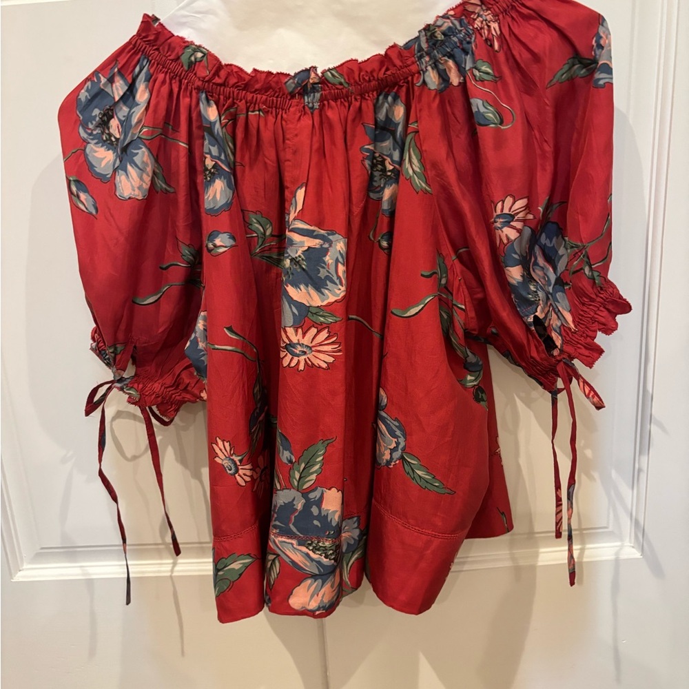 Red Puff Sleeve Smocked Blouse - Picture 2 of 3